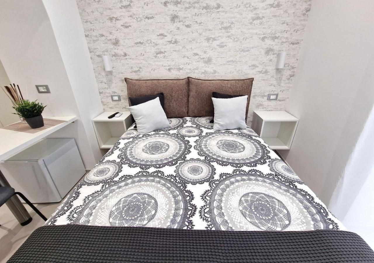 B&B Tra Le Vie Del Borgo Vieste Eksteriør bilde