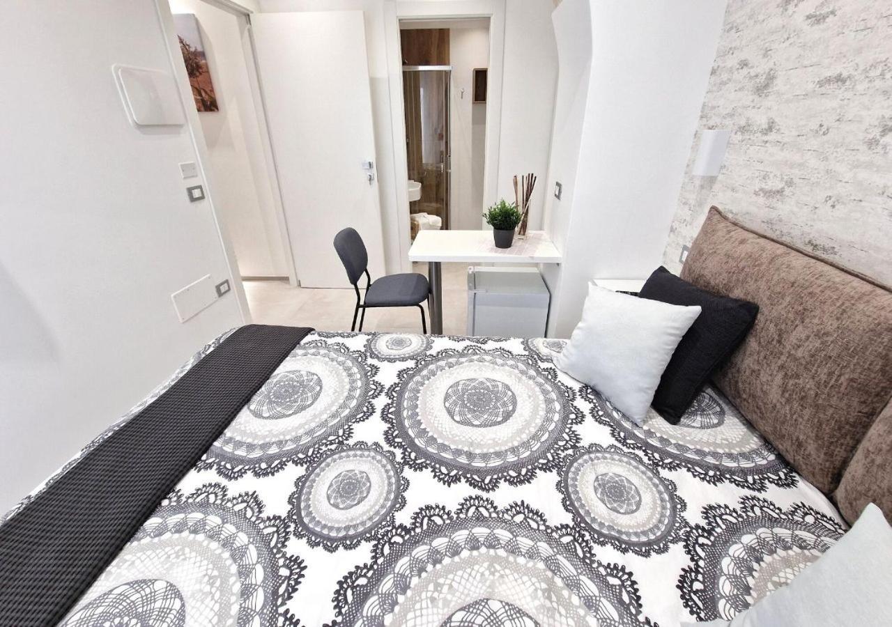 B&B Tra Le Vie Del Borgo Vieste Eksteriør bilde