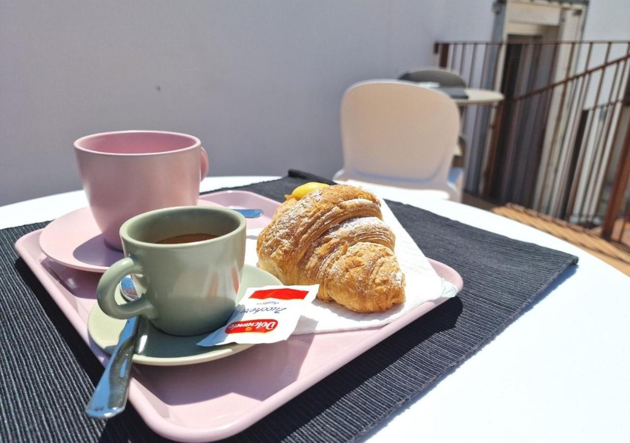B&B Tra Le Vie Del Borgo Vieste Eksteriør bilde