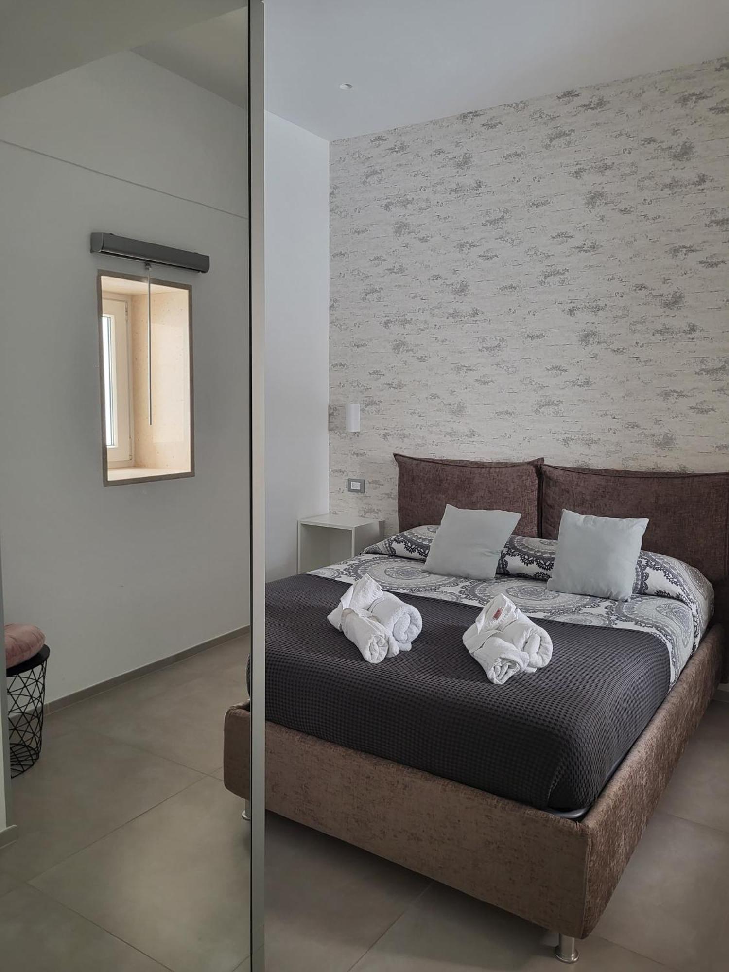 B&B Tra Le Vie Del Borgo Vieste Eksteriør bilde